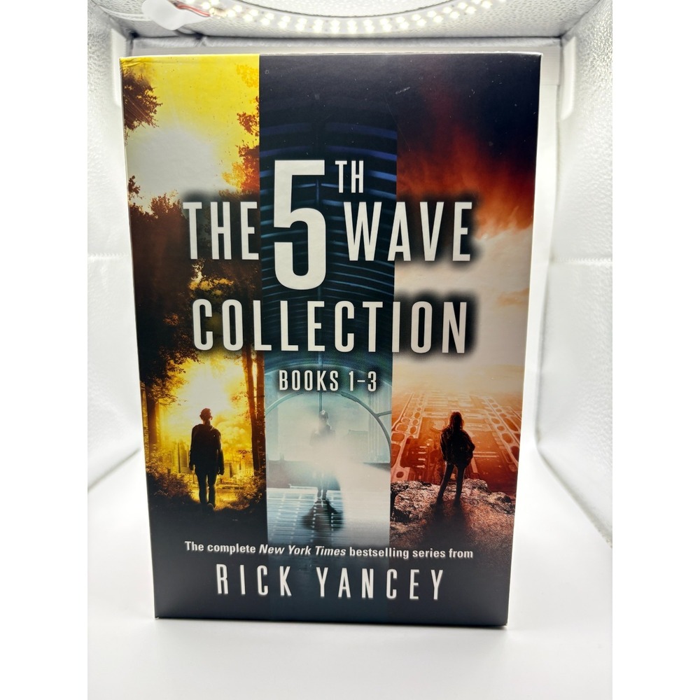 The 5th‎ Wave Collection by Rick Yancey